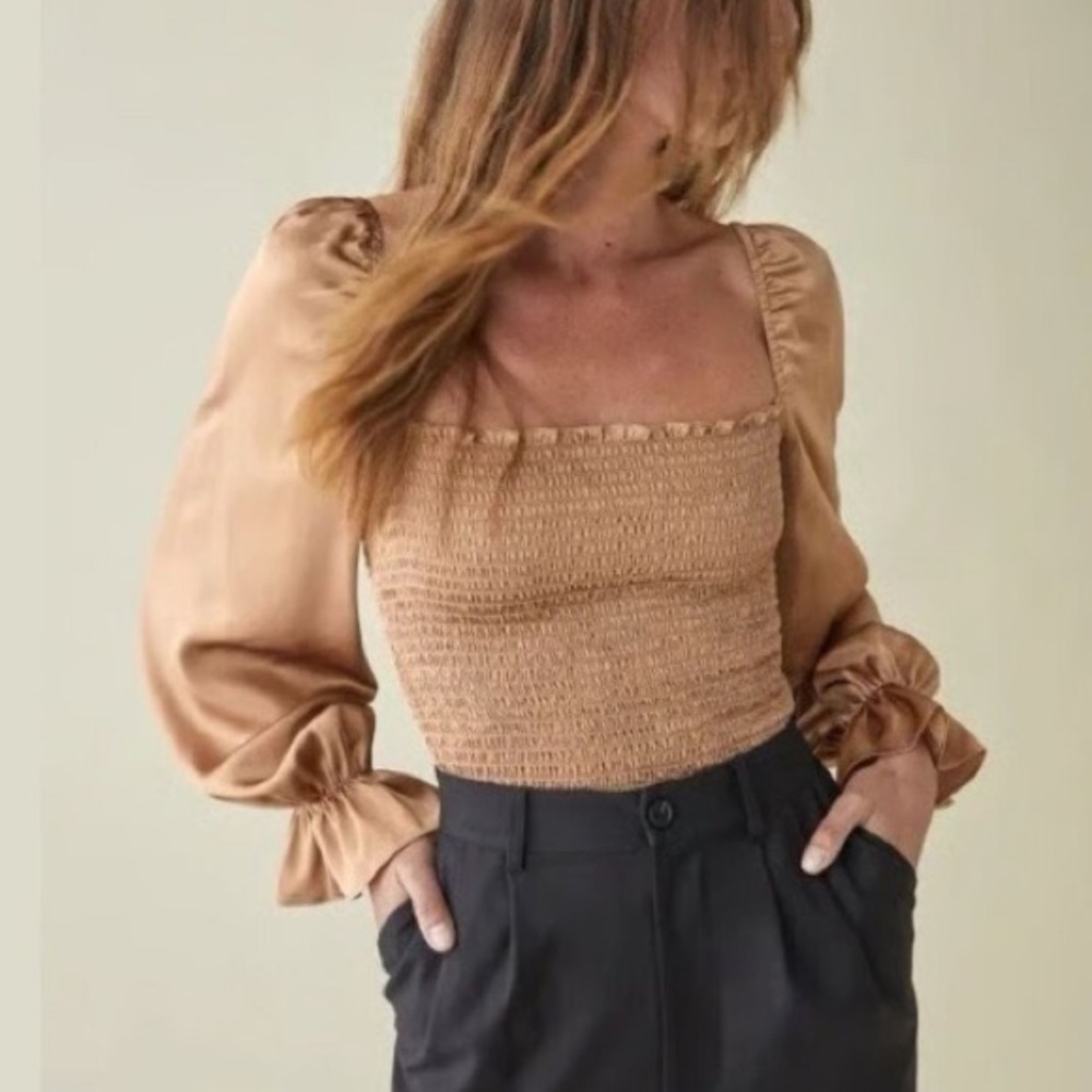 Reformation Silk Square Neck Blouse Top Size Small brown tan gold 26994